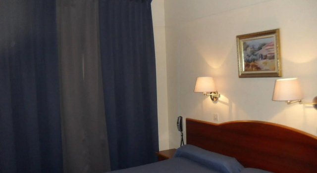 Hôtel Montpellier, Забронировать Отель Отели Парижа с парковкой, рядом с Аббес, Парковка