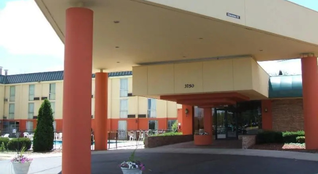 Номер Standard A Victory Inn & Suites Ann Arbor