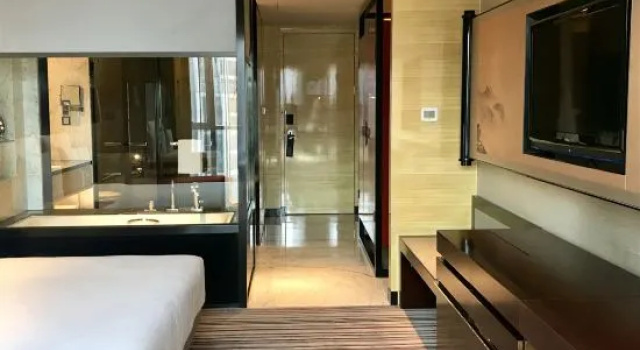 Двухместный номер Deluxe Le Meridien Chongqing Nan'an