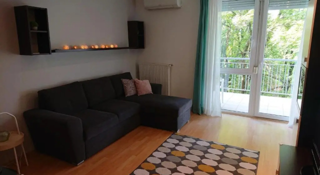 Green Park Apartment - near the center of Buda