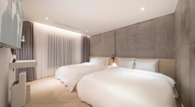 Люкс Croissant Hotel Guri by Anook