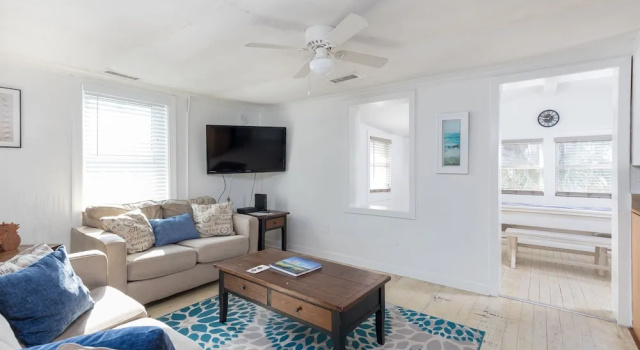 Ahh Folly Beach Vacation Rental - the edge of America! home, Забронировать Дом для отпуска Фоли-Бич Lowcountry
