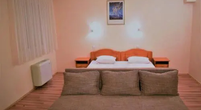 Kis-Gast Panoráma Apartman, Забронировать Апартаменты/квартира Отели Хайду-Бихара с бассейном, Бассейн