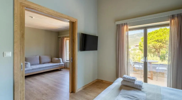 Люкс Diapori Suites Hotel