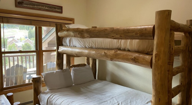 Hidden River Lodge 5977 by SummitCove Vacation Lodging, Забронировать Апартаменты/квартира Отели Кистон с парковкой, Парковка