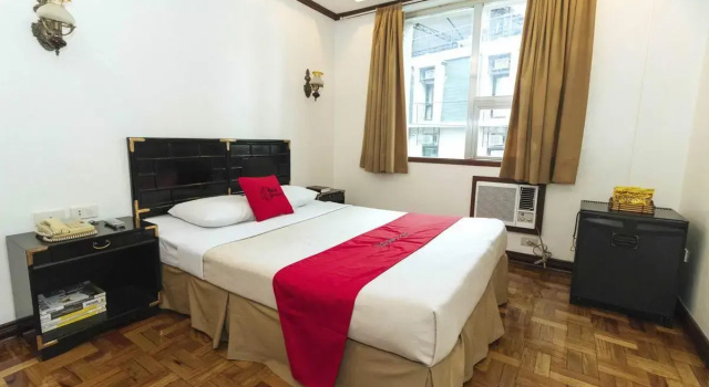 RedDoorz Near Rockwell Mall, Rezerwuj Hotel Makati 