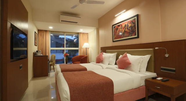 Evoke Lifestyle Candolim