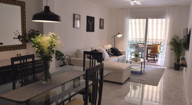 Homely Málaga Don Cristian, Забронировать Апартаменты/квартира Отели Малаги с парковкой, рядом с British Consulate, Парковка