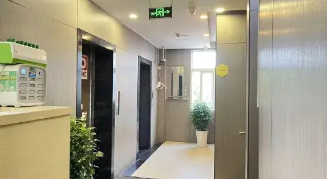 Yibai Chain Hostel Shanghai Hongkou Football Field Two Stores, Забронировать Хостел Хункоу Шанхай