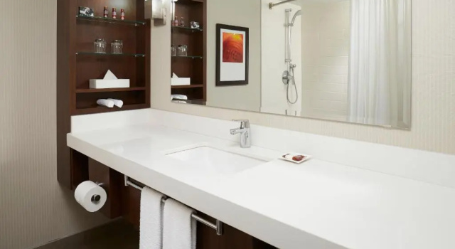 Двухместный номер Standard с видом на воду Delta Hotels by Marriott Fredericton