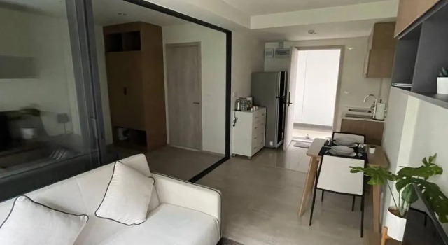 คอนโดน่าอยู่และเงียบสงบใจกลางหัวหินติดทะเล300เมตร La Casita Condo