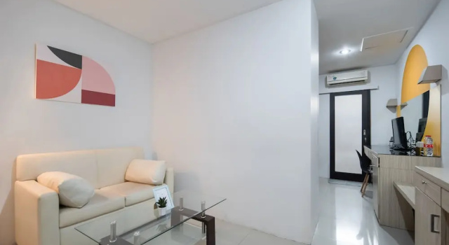 Cove Taman, Boek Hotel Cilandak Jakarta
