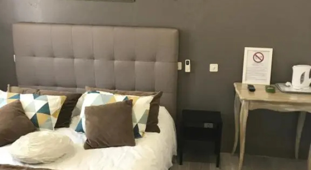 Двухместный номер Standard Hôtel les Mimosas