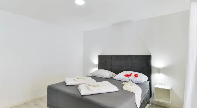 Holiday Home Bibinje near the Sea, Забронировать Курортный отель Бибинье Задарская жупания, рядом с Пляж Портус