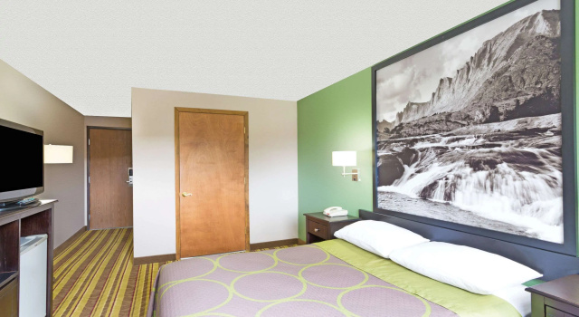 Super 8 by Wyndham Green River, Забронировать Отель  