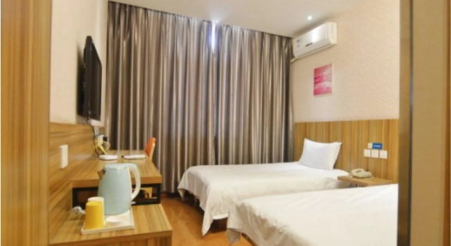 Eaka 365 Hotel Yuanshi Panlong Road Branch