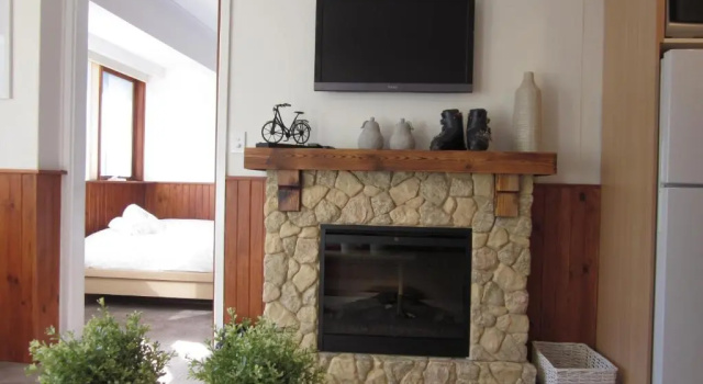 Karoonda 1, Boek Hotel Thredbo 