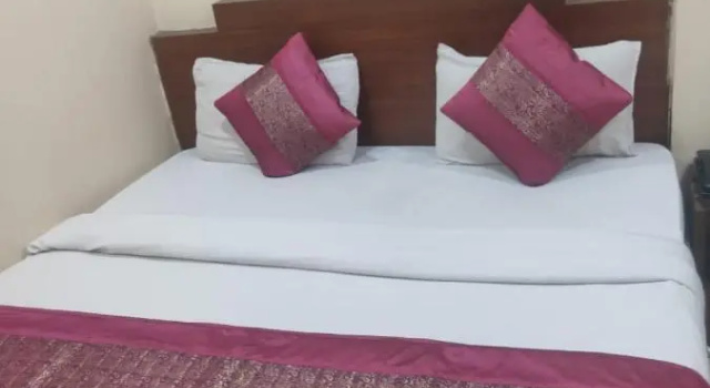 Hotel Royal Residency Dx, Забронировать Отель Пахар-Ганж Нью-Дели