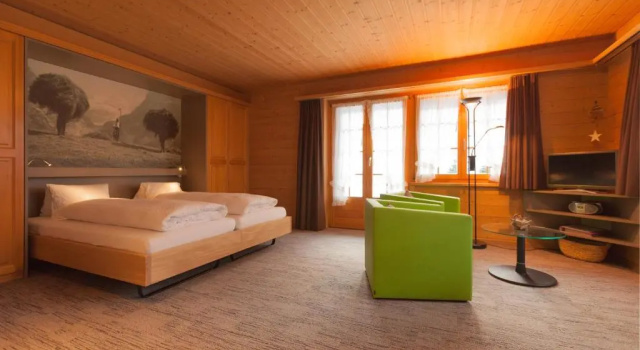 Chalet Schwendiboden, Забронировать Шале Отели Jungfrau с парковкой, Парковка