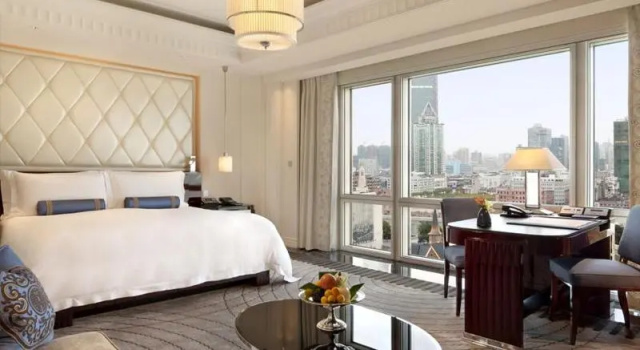 Двухместный номер Deluxe с видом на сад The Peninsula Shanghai