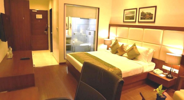 Comfort Inn Donil, Book Hotel Vadodara 