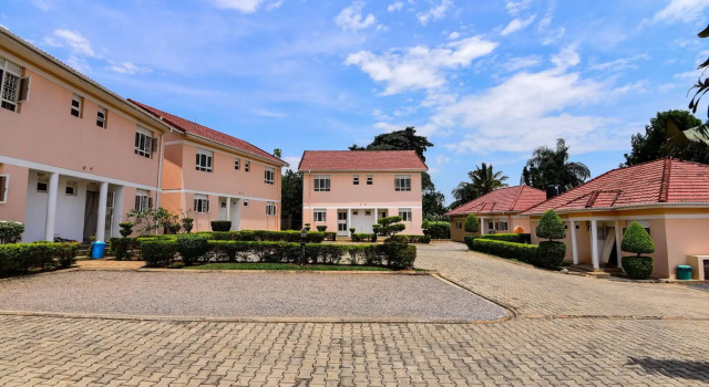 Crane Serviced Apartments, Забронировать Апартаменты/квартира Отели в центре Энтеббе, в центре