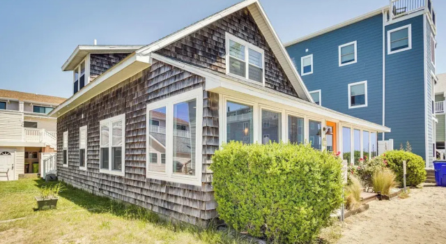Dewey Beach Cottage Near Ocean - Walk to Beach!, Забронировать Дом для отпуска Отели Philadelphia Metropolitan Area с парковкой, Парковка
