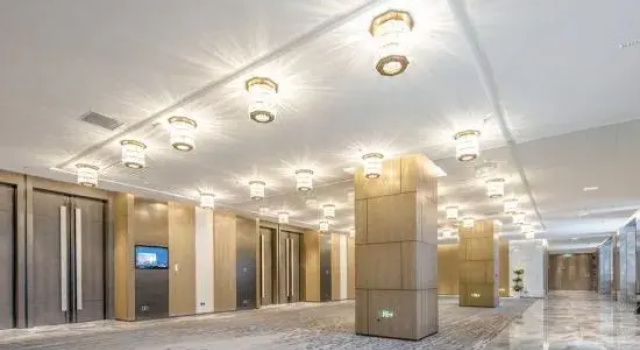 Jishou Xiangquan Sunshine Hotel, Забронировать Отель Бизнес-отели Сянси, 4* 5*
