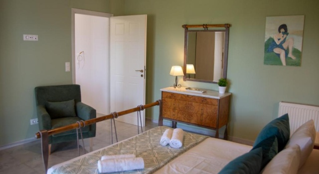 Spacious apartment in a quite area near Rethymno