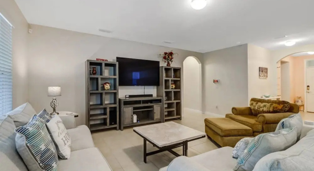 4831 SW 18th Ave, Забронировать Дом для отпуска Кейп-Корал Southwest Florida