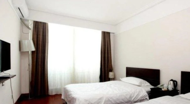 Huafeng Hotel, จอง โรงแรม Yuhong เสิ่นหยาง