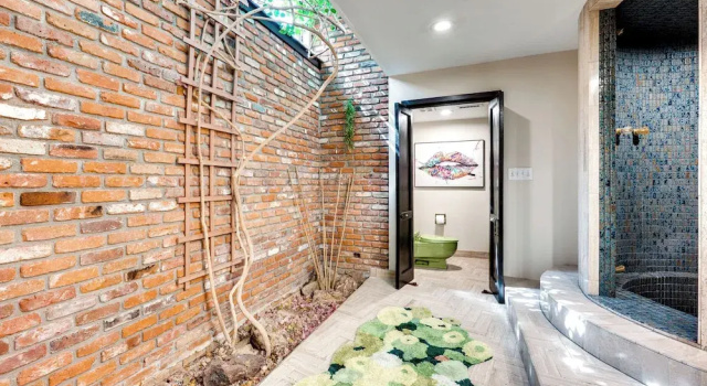 Heated Pool: Tropical Townhome in Wheat Ridge, Rezerwuj Apartament Hotele w Wheat Ridge z Parkingiem, Parking