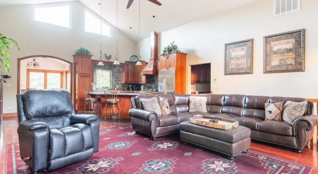 47 - Canyon Crest Lodge 5 Bedroom Home by Redawning, Забронировать Отель Мунридж США