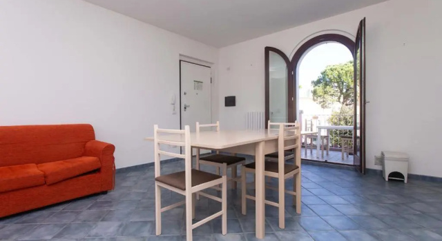 M290 - Marcelli, nuovo trilocale con terrazzo, Book Hotel Romagna hoteller med parkering, Parkering
