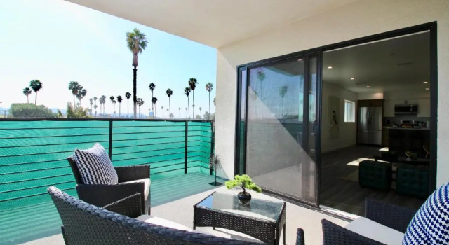 Вилла Los Angeles 3BR Villa Suites with Free Parking