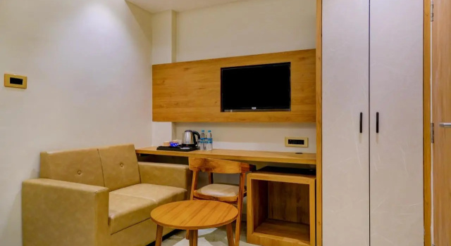 Metropolis Business Hotel, Забронировать Отель Отели Гоа с парковкой, Парковка