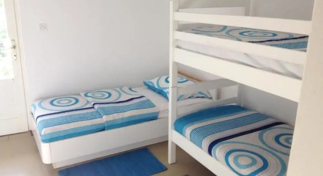 Hostel Little Seahorse, Забронировать Отель Отели Приморско-Горанской жупания с парковкой, Парковка