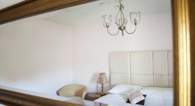 The Punch Bowl Inn, Book Pension  