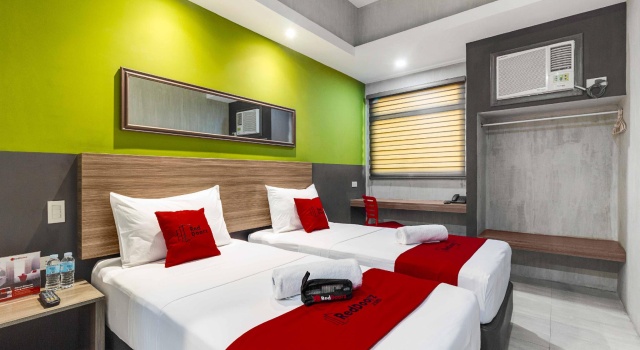 Двухместный номер Standard RedDoorz Plus @ Jones Avenue Cebu