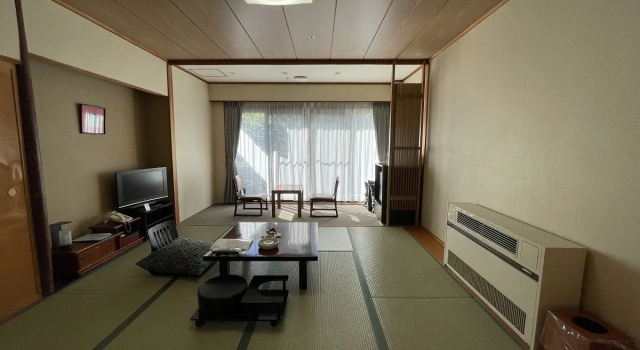 Takayu Onsen Kagetsu Highland Hotel