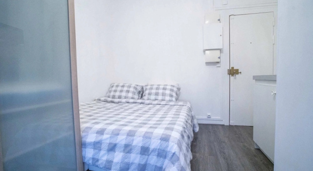 Hostnfly Apartments - Beautiful Bright Studio Near Père Lachaise, Забронировать Апартаменты/квартира 11-й округ: Бастилия Париж