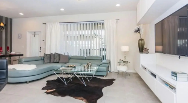 Luxurious Vacation At Westside Ww8948 4 Bedroom Townhouse, Забронировать Дом для отпуска Фор Корнерз штат Флорида