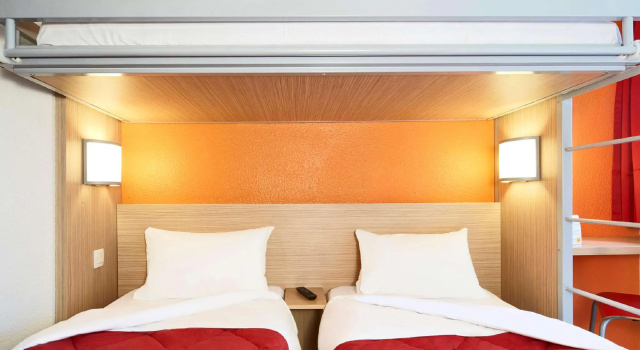 Трёхместный номер Standard Premiere Classe Meaux Nanteuil Les Meaux
