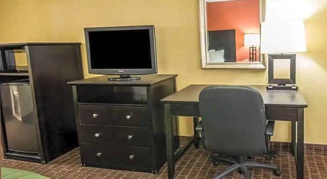 Двухместный люкс Quality Inn near Blue Spring