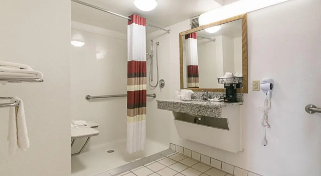 Двухместный номер Superior Red Roof Inn Forsyth