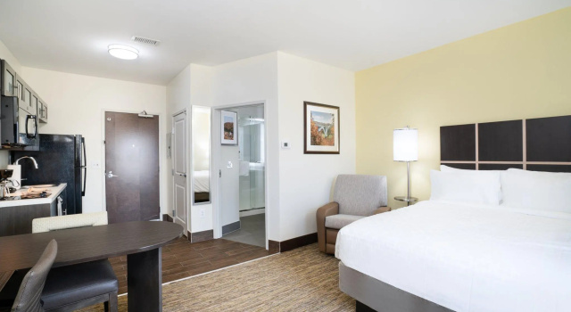Двухместный люкс Candlewood Suites - Nashville - Franklin by IHG
