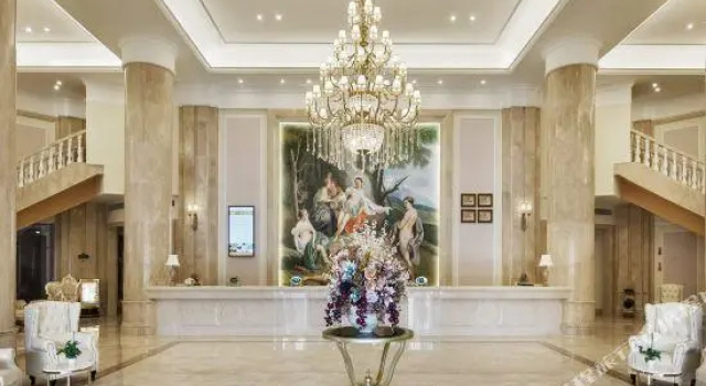 Vienna International Hotel (Luzhou Jiangyang), Забронировать Отель Лучжоу Сычуань