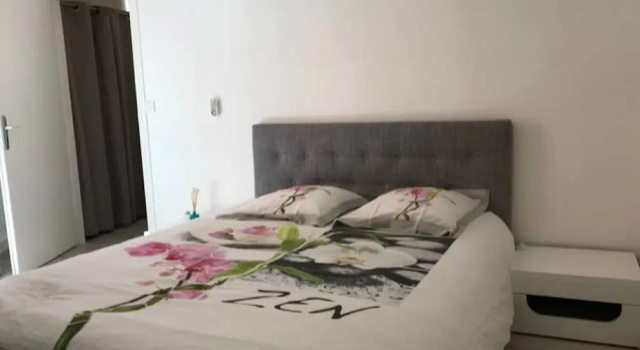 T2 Apartment Mezza Old Town, Забронировать Апартаменты/квартира Анси Озеро Анси