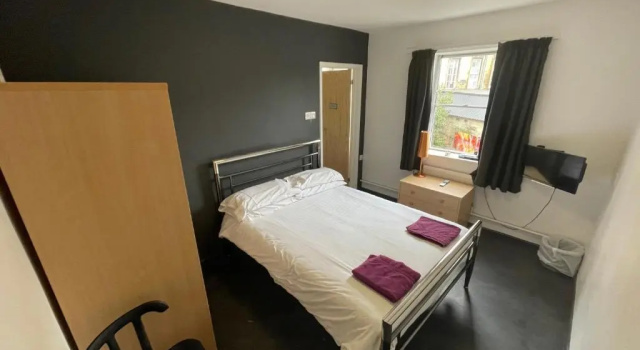 Семейный номер Standard Bath YMCA Hostel