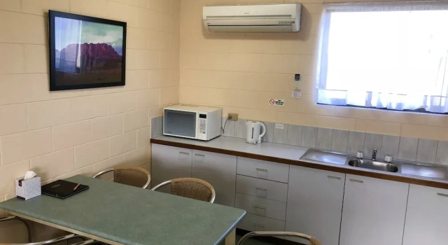 Апартаменты Standard с 3 комнатами Sheffield Motor Inn